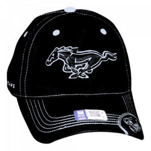 Schwarze Cap mit Mustang-Logo