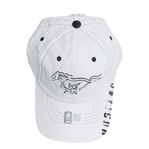 Weiße Cap mit Mustang-Logo